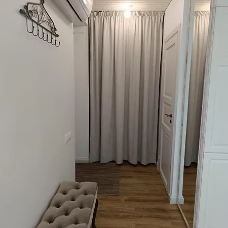 Pievu Tako Kiemelis * Klaipėda